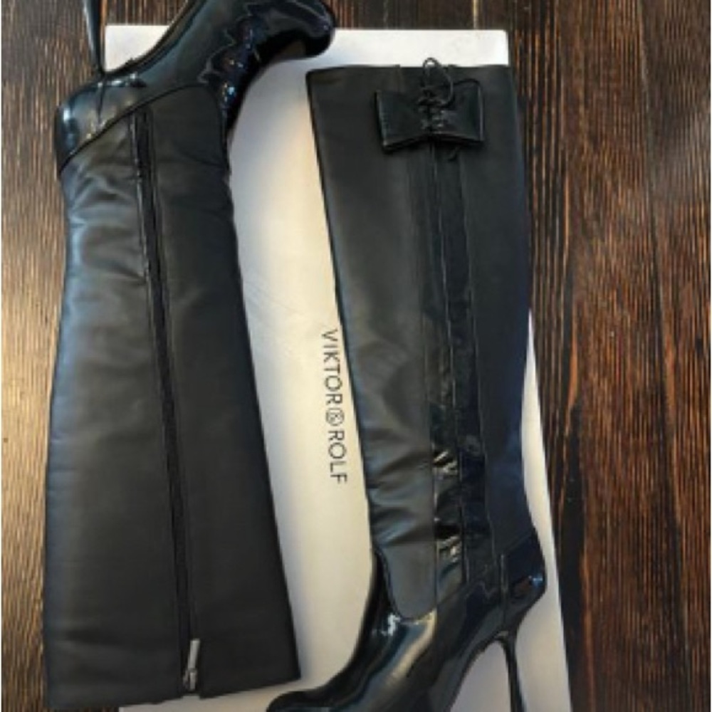 Viktor & Rolf Glossy Black Heeled Boots